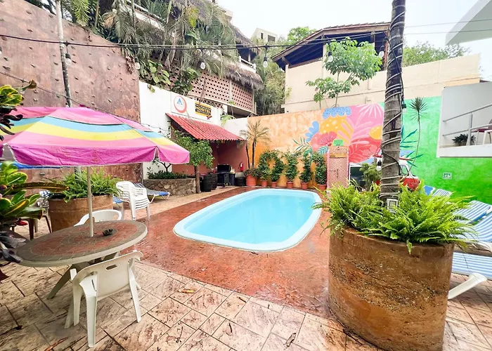 Ith Sayulita Amazing Surf Hostel